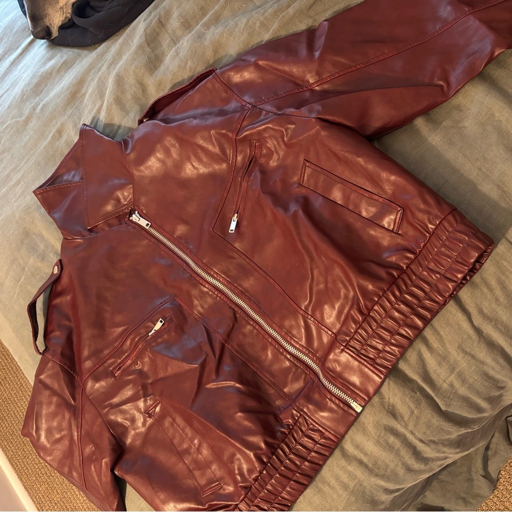 Topshop women’s burgundy Bomber Jacket